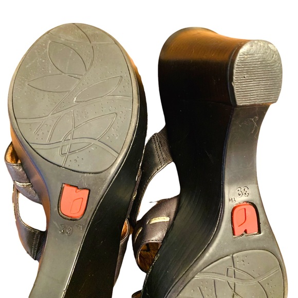 Umberto Raffini Studded & Embellished Wedge Sandals in Black Leather sz 8 - Picture 13 of 13